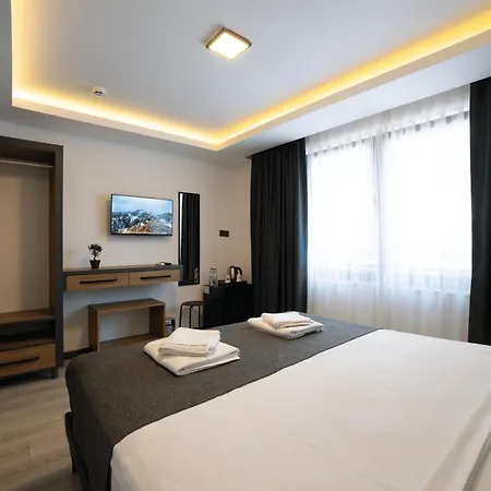 Kriti Antalya